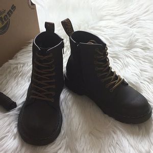 Dr Martens 1460 Wildorse  Leather Lace Up Boots